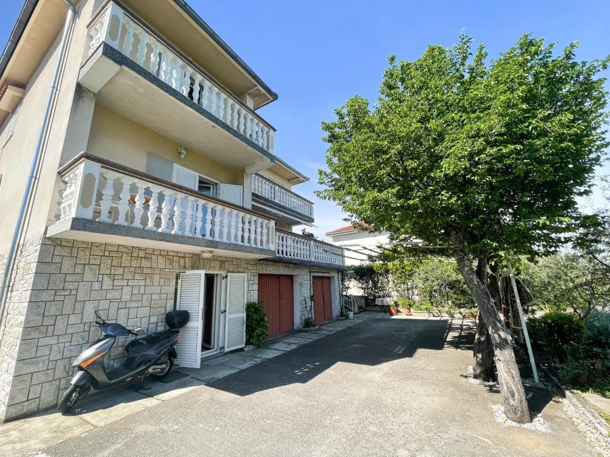 Apartmani Leonarda Jadranovo Ngoại thất bức ảnh